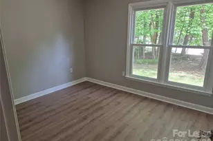 8246 Arrowsmith Ln, Charlotte, NC 28270 - Photo 9