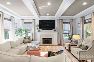 1024 E 35th St, Charlotte, NC 28205 - Photo 3