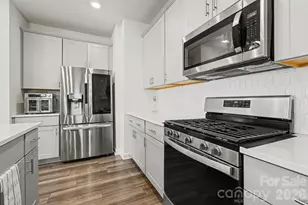 170 Canoga Ave, York, SC 29745 - Photo 9