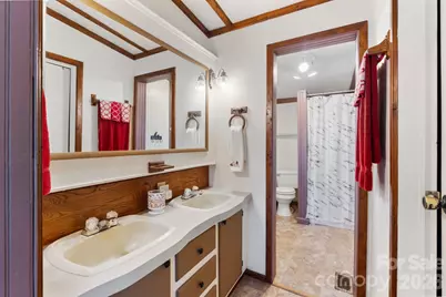 2496 Messer Street, Valdese, NC 28690 - Photo 13