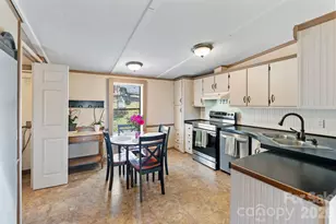 2496 Messer St, Valdese, NC 28690 - Photo 9