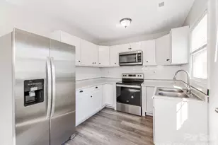 2948 Coronet Way, Charlotte, NC 28208 - Photo 7