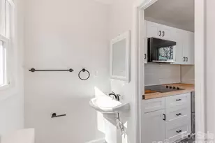 2948 Coronet Way, Charlotte, NC 28208 - Photo 17