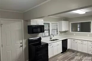 111 Hillcrest Dr, Bessemer City, NC 28016 - Photo 7