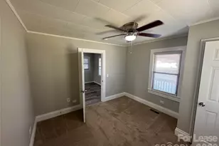 111 Hillcrest Dr, Bessemer City, NC 28016 - Photo 17