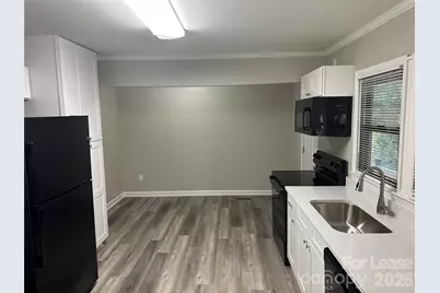 111 Hillcrest Drive, Bessemer City, NC 28016 - Photo 9