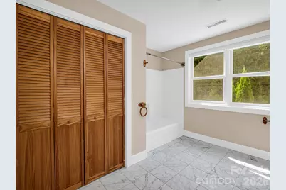 119 Mountain Bluff Trail, Hendersonville, NC 28792 - Photo 23
