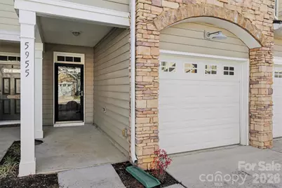 5955 Pale Moss Lane, Charlotte, NC 28269 - Photo 3