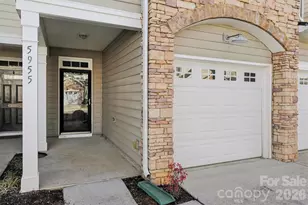 5955 Pale Moss Ln, Charlotte, NC 28269 - Photo 3