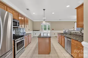 13028 Fenceline Dr, Charlotte, NC 28278 - Photo 5