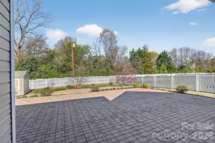 13028 Fenceline Dr, Charlotte, NC 28278 - Photo 37