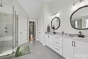 1052 Lakefront Woods, Belmont, NC 28012 - Photo 23