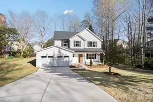 644 Deerfield Dr, Mount Holly, NC 28120 - Photo 3