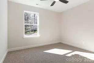 644 Deerfield Dr, Mount Holly, NC 28120 - Photo 21