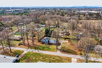 1212 3rd Street Drive SE, Conover, NC 28613 - Photo 5