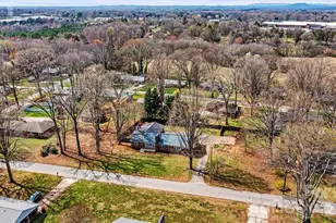 1212 3rd St Dr SE, Conover, NC 28613 - Photo 5