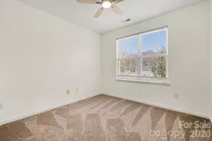 8411 Chaceview Ct, Charlotte, NC 28269 - Photo 15