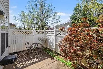 8411 Chaceview Court, Charlotte, NC 28269 - Photo 21