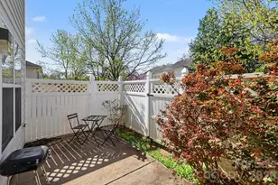 8411 Chaceview Ct, Charlotte, NC 28269 - Photo 21