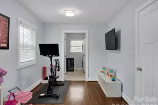 4214 Vinetta Ct, Charlotte, NC 28215 - Photo 11