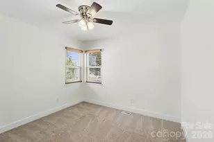 8500 Woodhill Manor Ct, Charlotte, NC 28215 - Photo 23