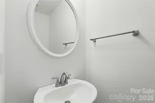 8500 Woodhill Manor Ct, Charlotte, NC 28215 - Photo 13