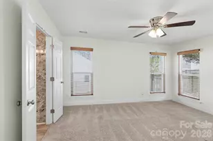 8500 Woodhill Manor Ct, Charlotte, NC 28215 - Photo 15