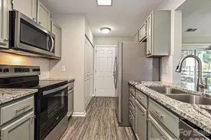 1225 Eagles Landing Dr, Charlotte, NC 28214 - Photo 5