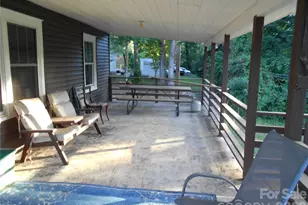 18 Herron St, Black Mountain, NC 28711 - Photo 19