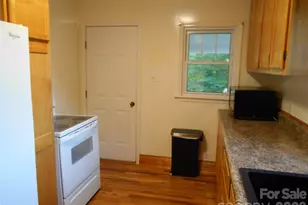 18 Herron St, Black Mountain, NC 28711 - Photo 7