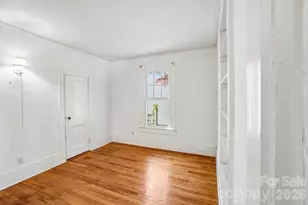 7 Oteen Park Pl, Asheville, NC 28805 - Photo 17