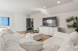 2043 Sharon Ln, Charlotte, NC 28211 - Photo 37