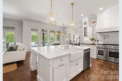 2043 Sharon Lane, Charlotte, NC 28211 - Photo 15