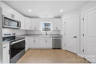 403 15th Avenue SW #A, Hickory, NC 28602 - Photo 11