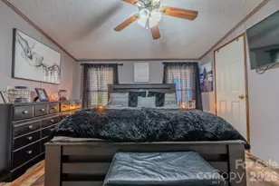 672 Upper Hanging Rock Rd, Spruce Pine, NC 28777 - Photo 9