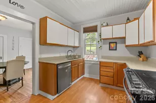 1 Ridgefield Pl, Asheville, NC 28803 - Photo 13