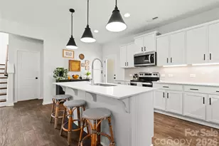 153 Batten Rdg Dr, Statesville, NC 28677 - Photo 7