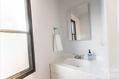 101 6th Street, Black Mountain, NC 28711 - Photo 15