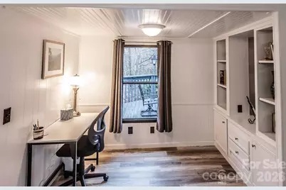 101 6th Street, Black Mountain, NC 28711 - Photo 17