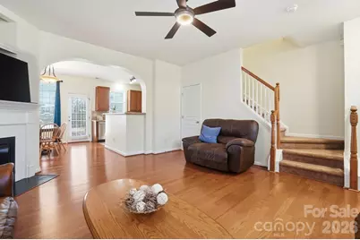 8422 Chaceview Court, Charlotte, NC 28269 - Photo 9