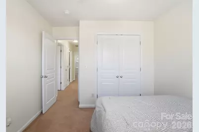 8422 Chaceview Court, Charlotte, NC 28269 - Photo 35