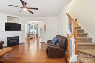 8422 Chaceview Ct, Charlotte, NC 28269 - Photo 5