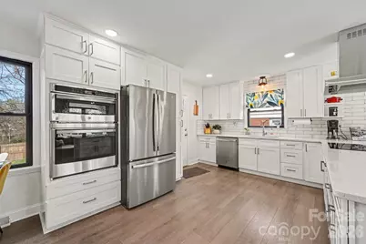 4408 Mapleleaf Lane, Charlotte, NC 28208 - Photo 9