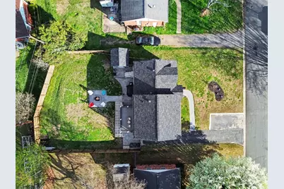 4408 Mapleleaf Lane, Charlotte, NC 28208 - Photo 29