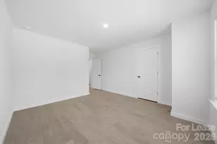 403 15th Ave SW, Hickory, NC 28602 - Photo 15