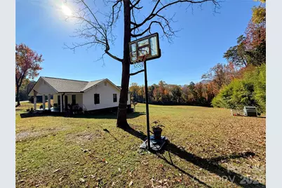 979 Howard Gap Road, Tryon, NC 28782 - Photo 15