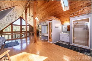 1925 Lake Acres Dr, Hickory, NC 28601 - Photo 23
