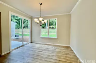 8234 Merryvale Ln, Charlotte, NC 28214 - Photo 9