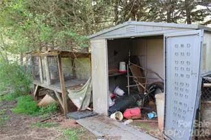 5445 Glenview Dr, Hickory, NC 28602 - Photo 33