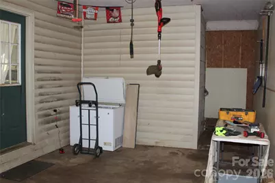 5445 Glenview Drive, Hickory, NC 28602 - Photo 21